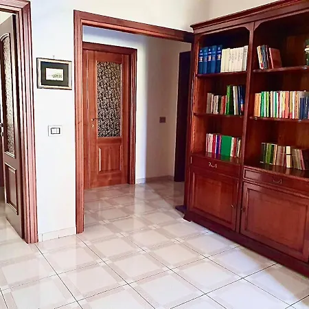 La Casa Del Cedro Con Posto Auto Apartment