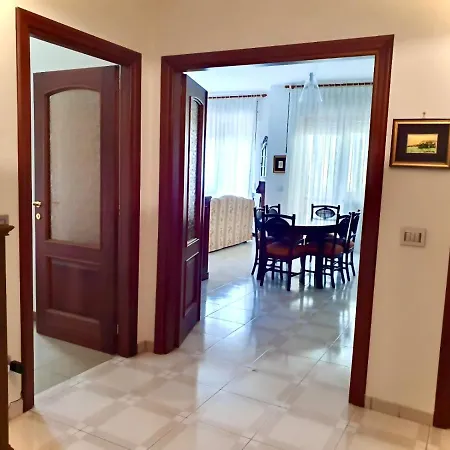 La Casa Del Cedro Con Posto Auto Pescara