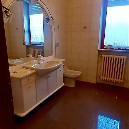La Casa Del Cedro Con Posto Auto Apartment